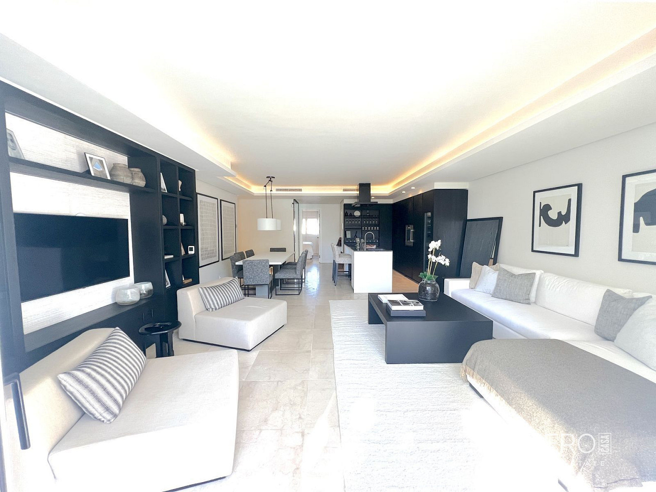 Prodej bytu 4+kk 140 m² – pohled 2