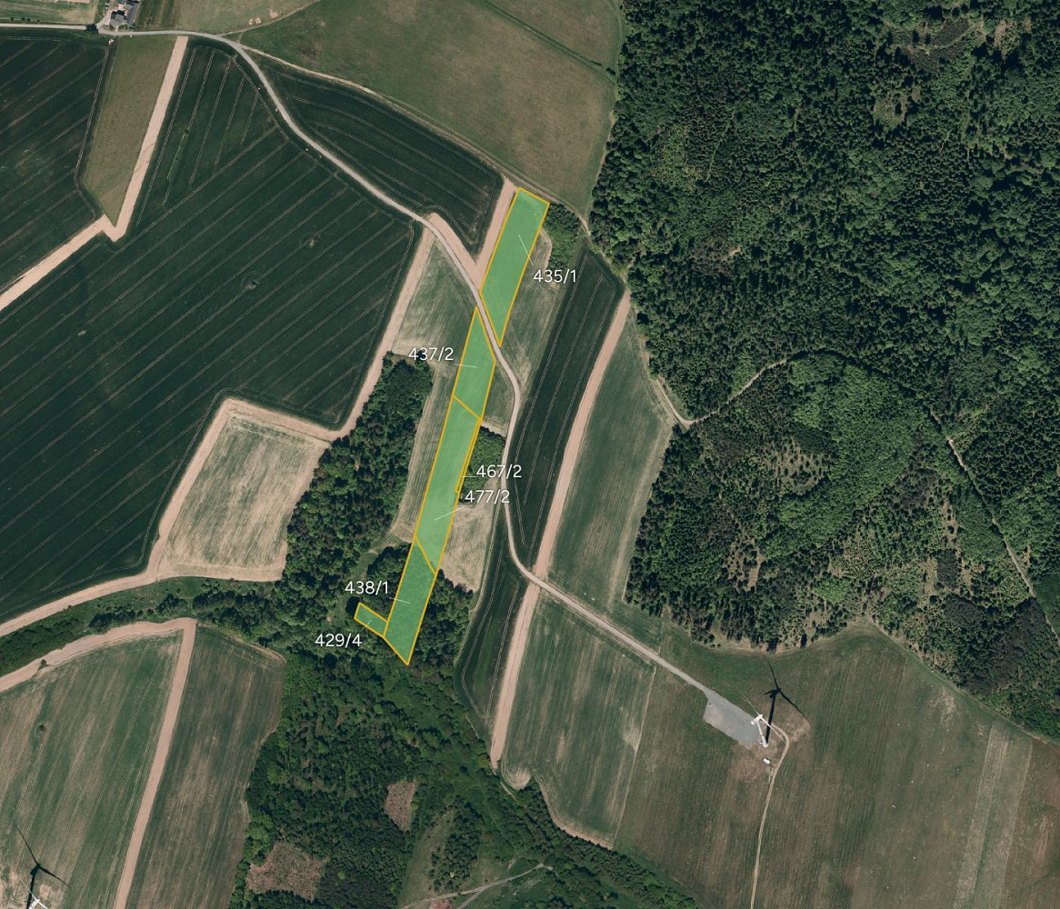Prodej pole 17 735 m²