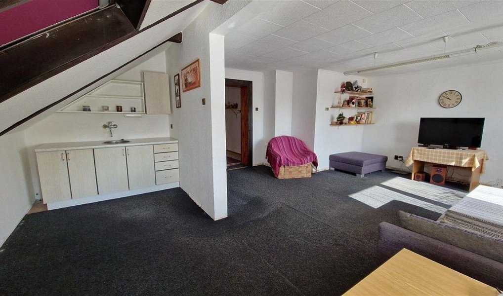 Prodej domu 324 m² s pozemkem 580 m², Jablonec nad Nisou – náhled fotky 9