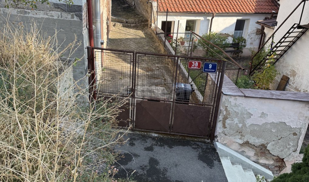 Prodej domu 210 m² s pozemkem 292 m², Praha – náhled fotky 39