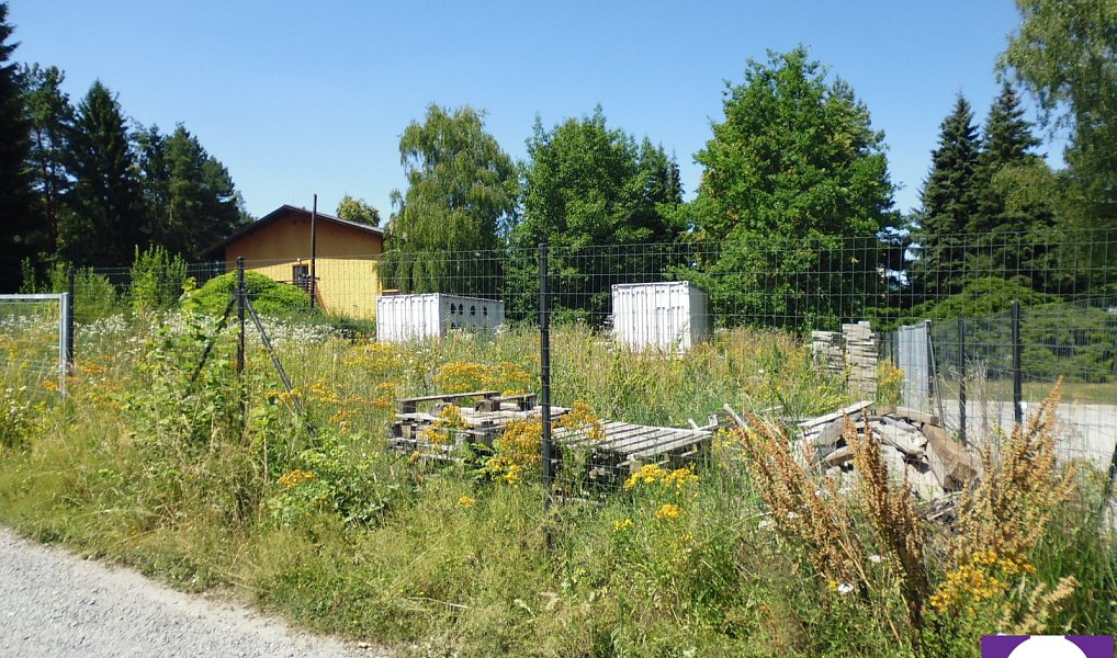 Prodej komerčního pozemku 877 m², Slapy – fotka 1 z 10