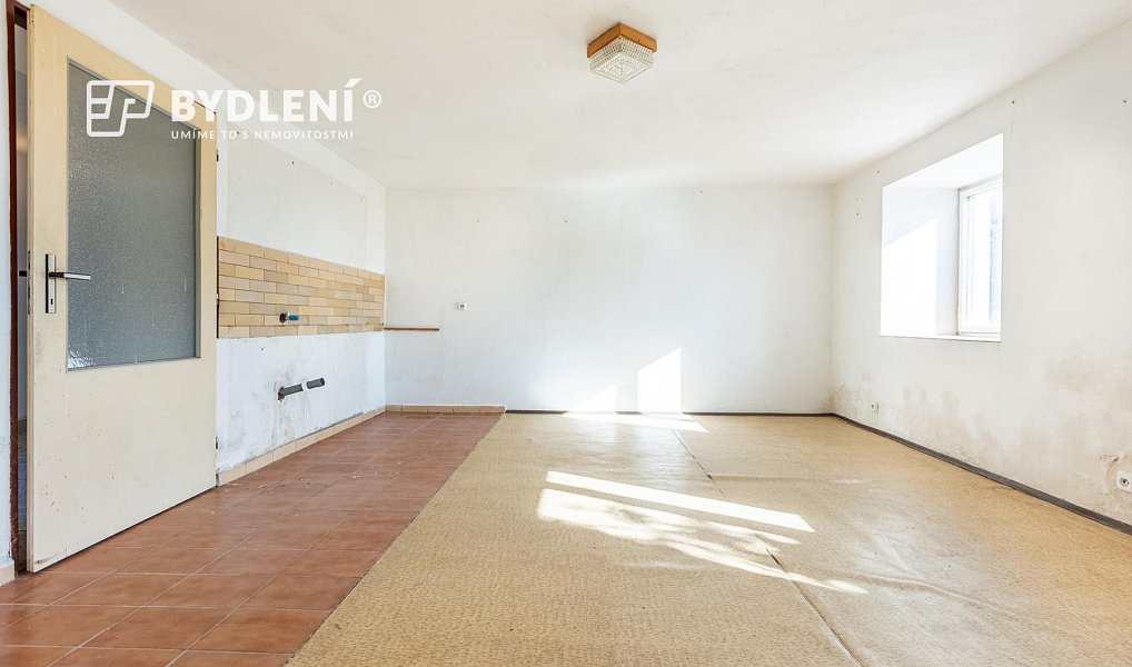 Prodej domu 207 m² s pozemkem 726 m², Kamýk – náhled fotky 5