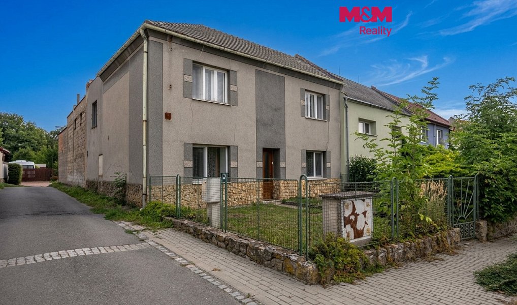 Prodej domu 200 m² s pozemkem 1 595 m², Bystročice – fotka 1 z 21