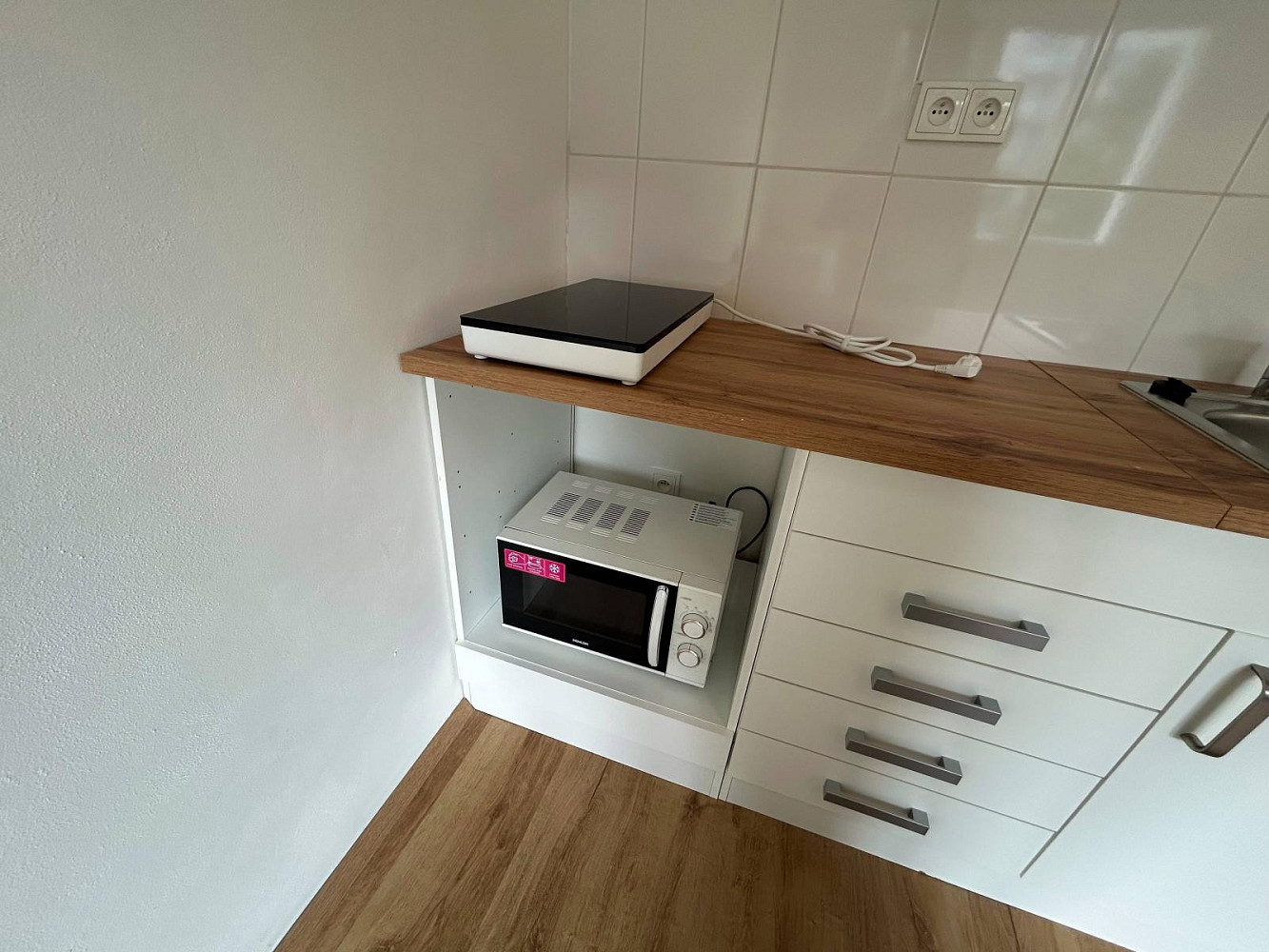 Pronájem bytu 1+kk 19 m² — photo 3