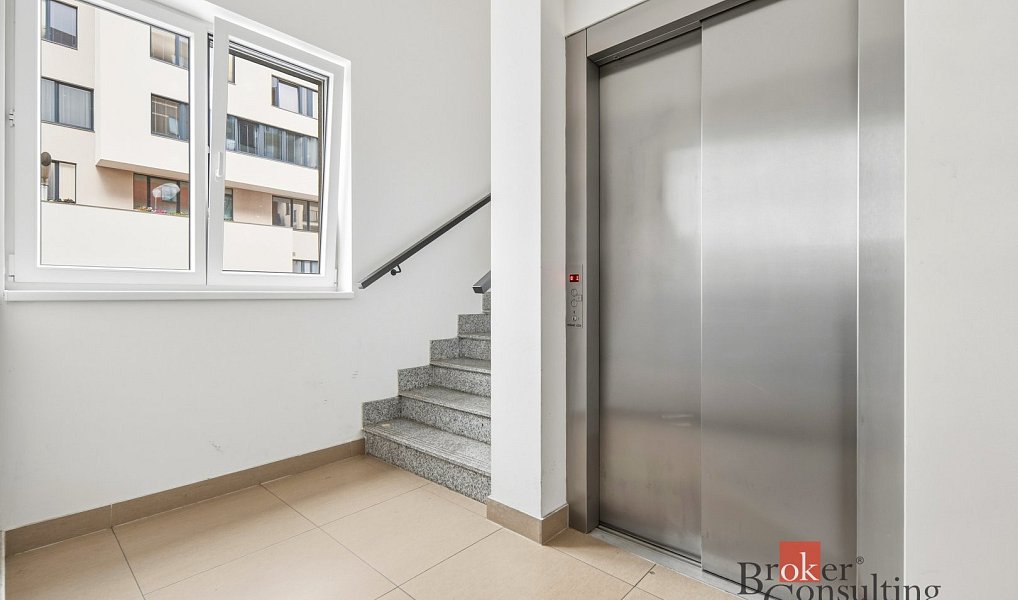 Prodej bytu 3+kk 73 m², Pardubice – náhled fotky 18