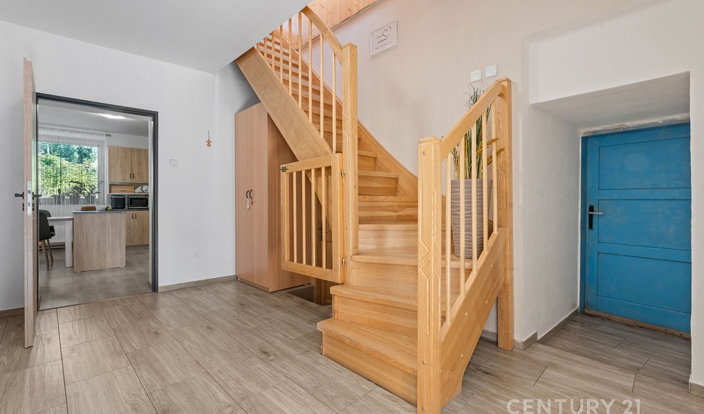 Prodej domu 178 m² s pozemkem 1 065 m², Radiměř – náhled fotky 10