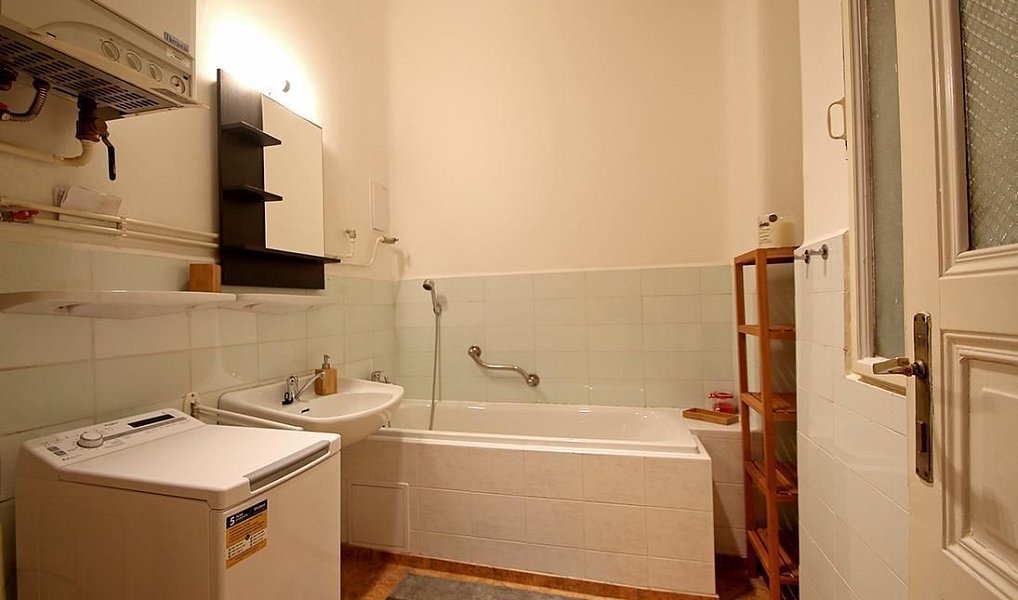 Pronájem bytu 2+1 65 m², Praha – náhled fotky 12
