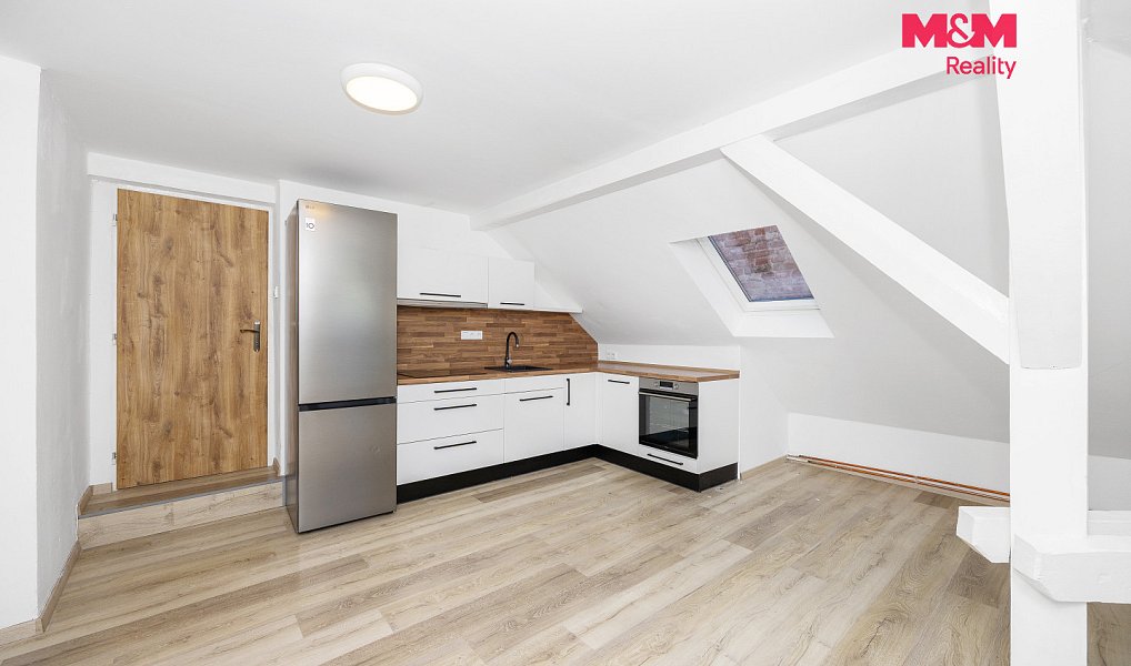 Pronájem bytu 3+kk 99 m², Pardubice – náhled fotky 3