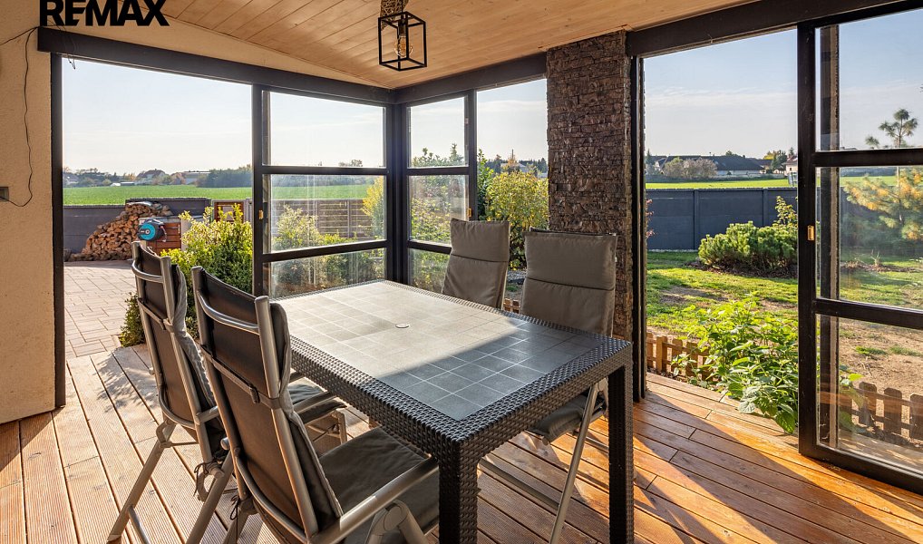 Prodej domu 199 m² s pozemkem 524 m², Hovorčovice – náhled fotky 4
