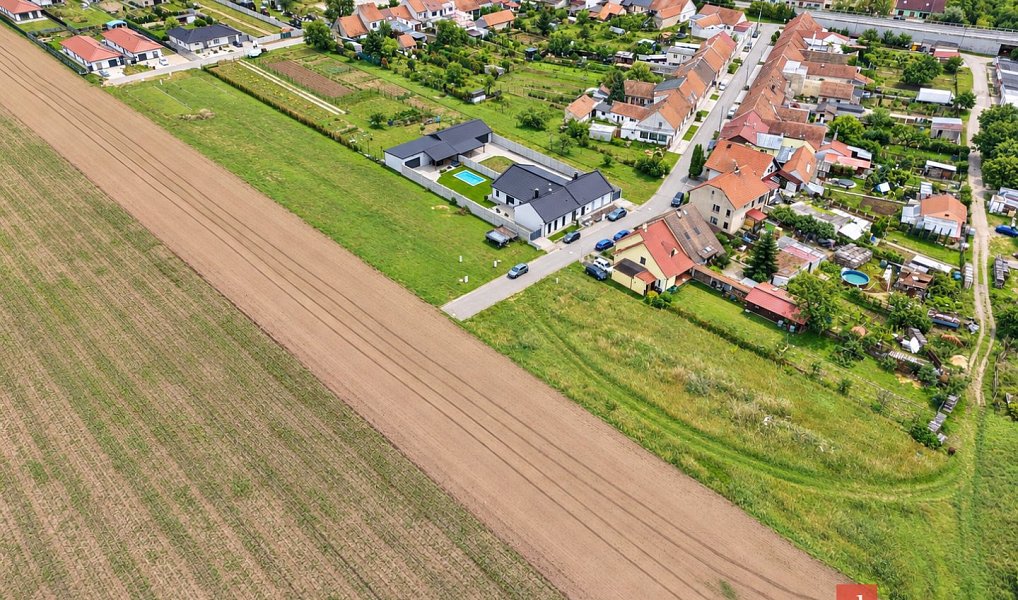 Prodej stavebního pozemku 1 019 m², Vranovice – náhled fotky 11