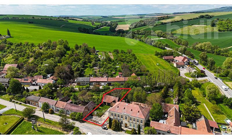 Prodej stavebního pozemku 815 m²