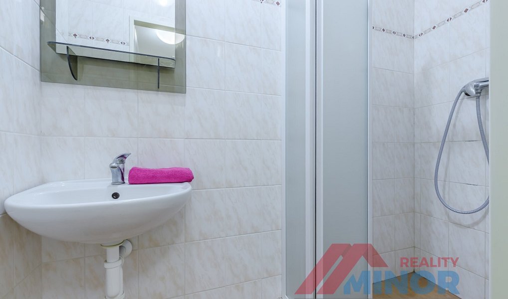 Pronájem kanceláře 69 m², Slaný – náhled fotky 18