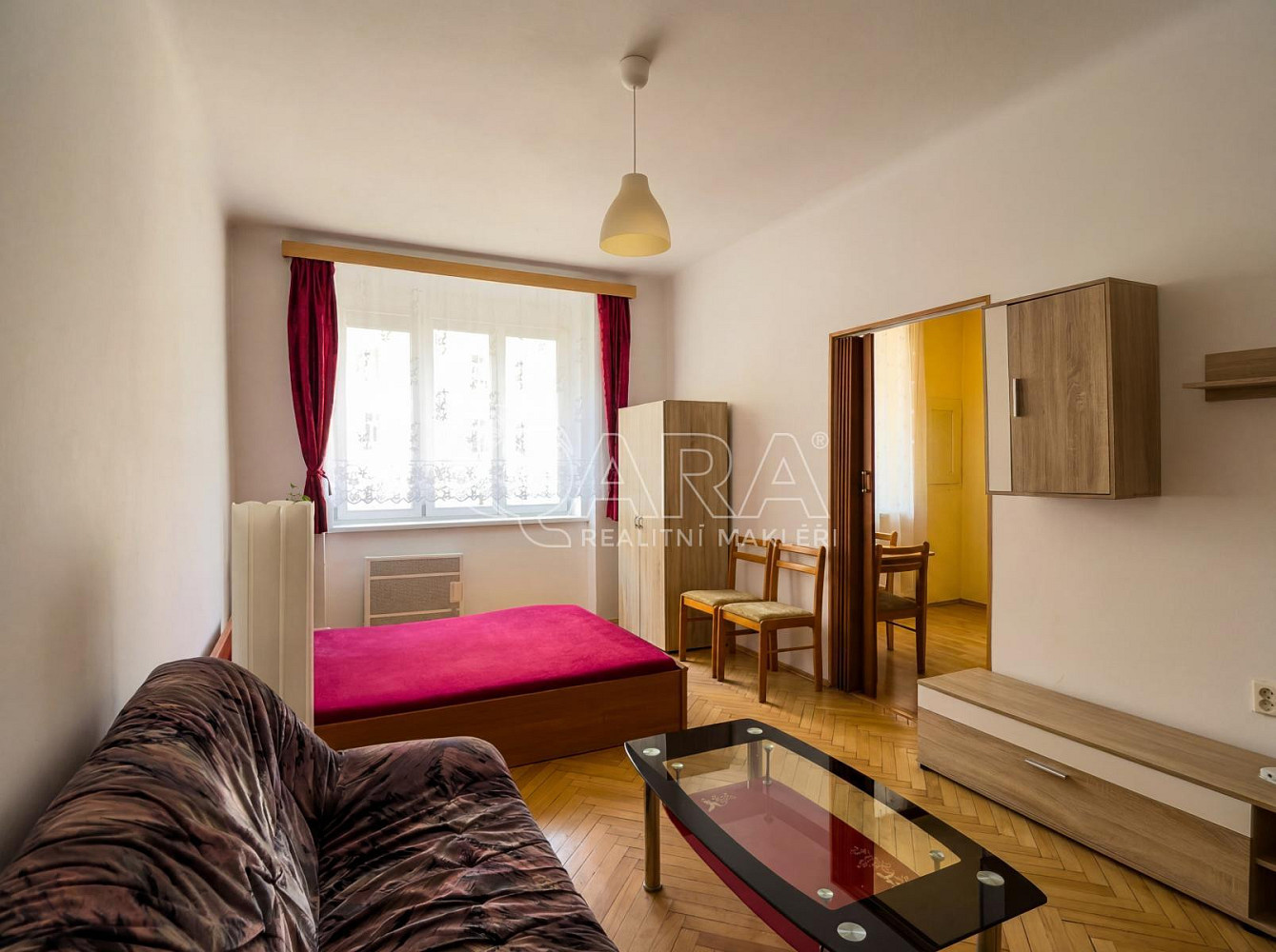 Pronájem bytu 1+1 41 m² — photo 2