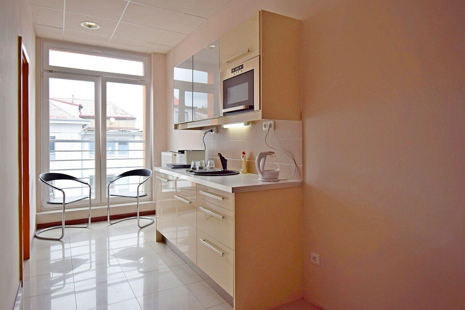Pronájem kanceláře 65 m² – fotografie 4