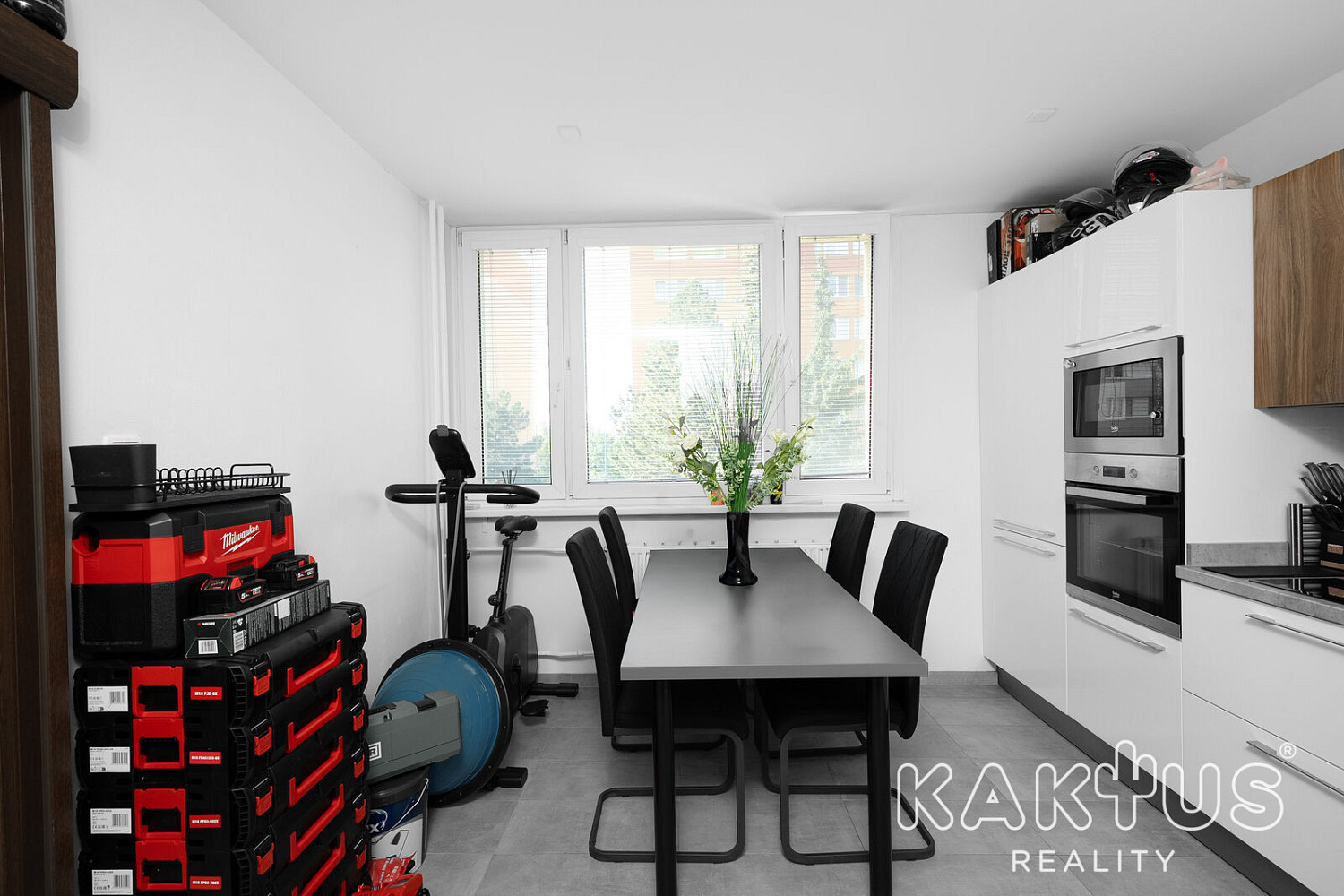 Pronájem bytu 1+1 40 m² – fotografie 2