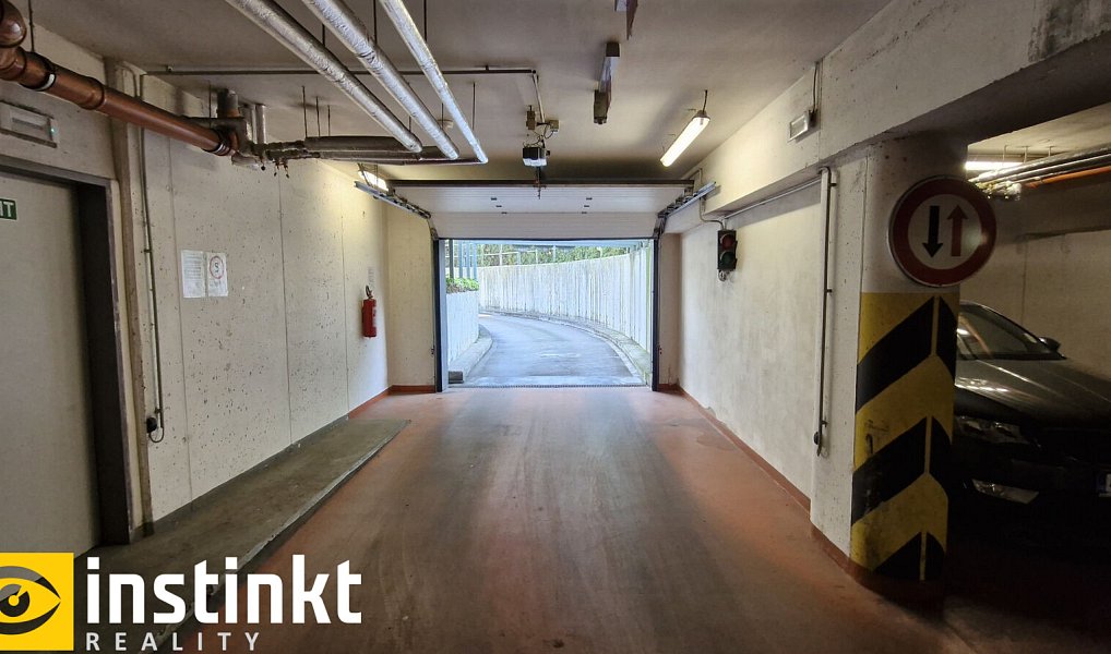 Garážové stání 18 m2, ul. U Zátiší, Praha 4 - Hodkovičky, Praha – náhled fotky 8