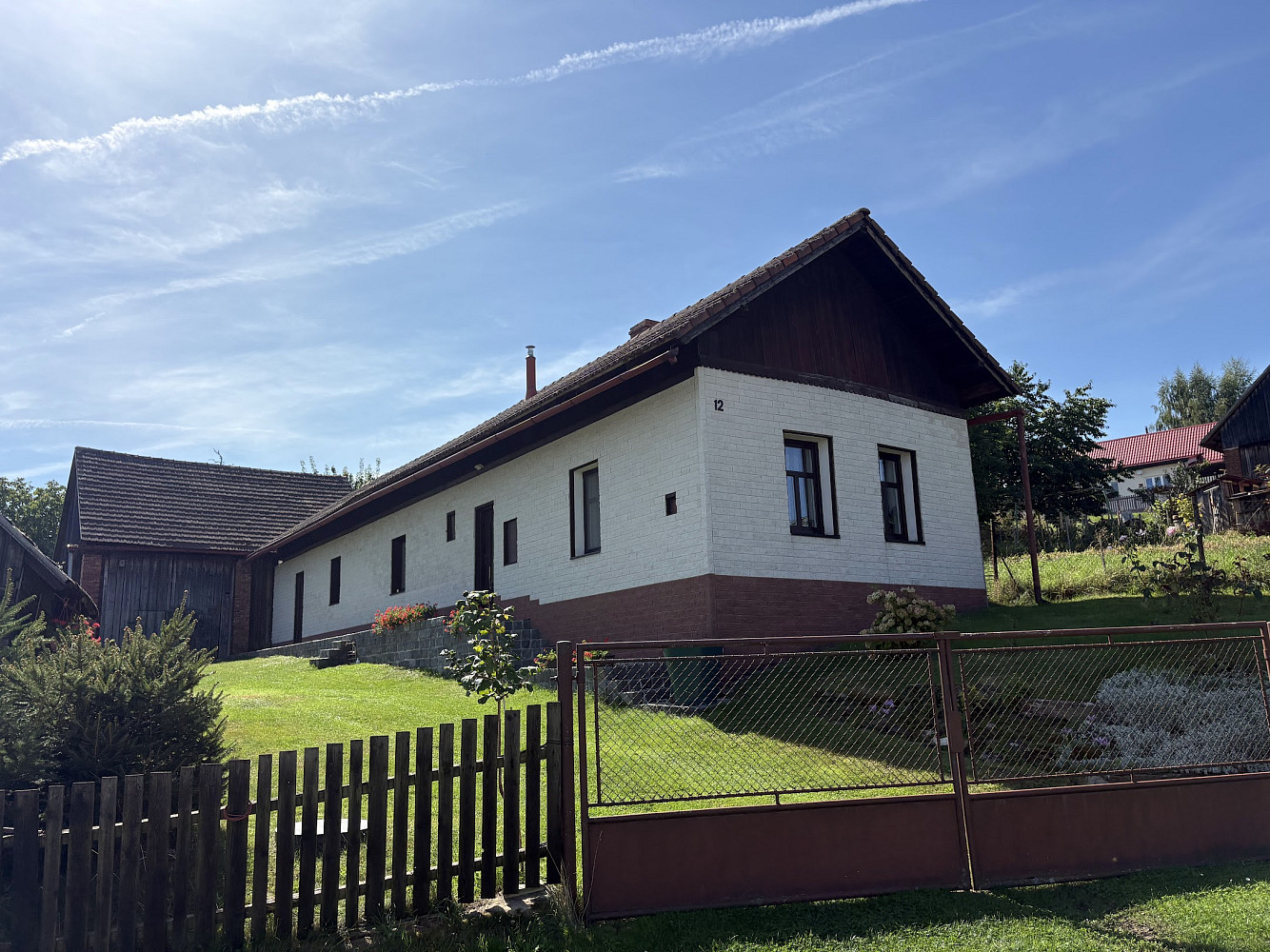 Prodej domu 100 m² s pozemkem 1 200 m²
