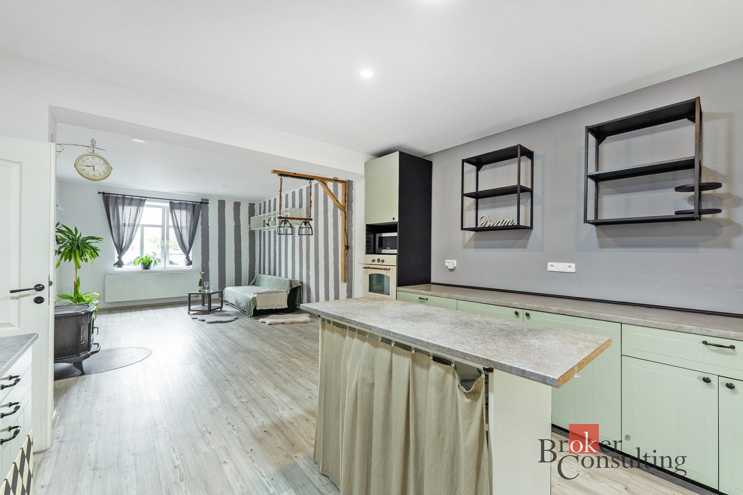 Prodej domu 165 m² s pozemkem 693 m² — photo 4