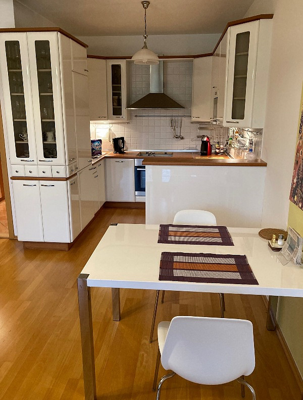 Pronájem bytu 2+kk 68 m² – fotografie 4