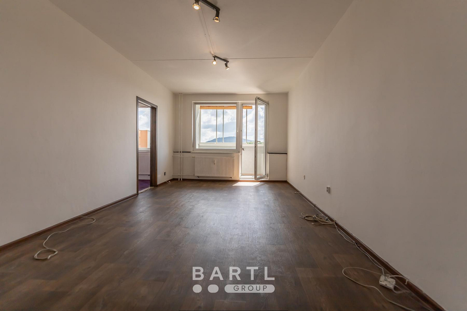 Pronájem bytu 4+1 83 m² – pohled 4