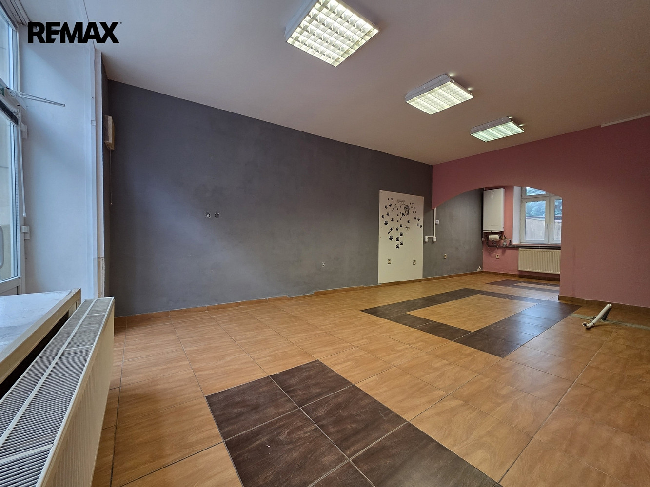 Pronájem obchodních prostor 52 m² — photo 5