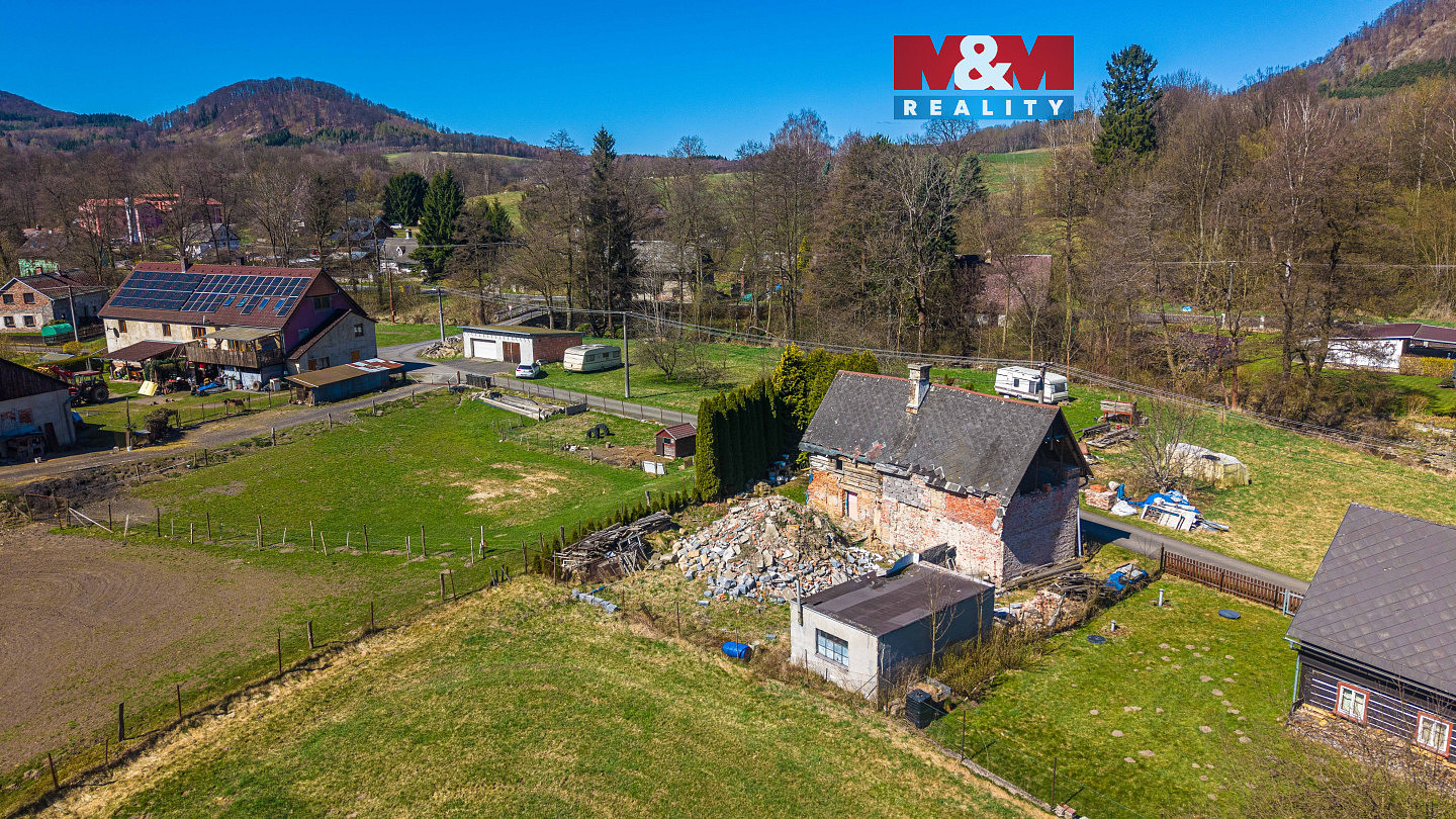 Prodej domu 70 m² s pozemkem 1 179 m²