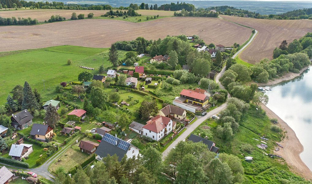 Prodej domu 260 m² s pozemkem 1 352 m², Seč – náhled fotky 18