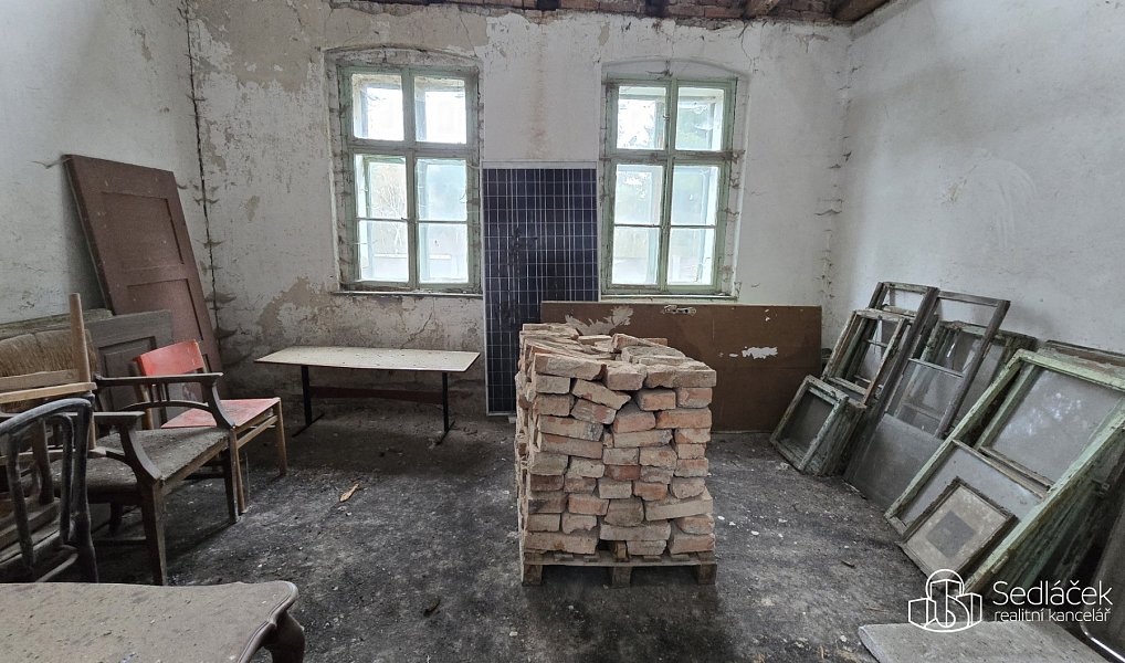 Prodej domu 300 m² s pozemkem 121 m², Rotava – náhled fotky 13