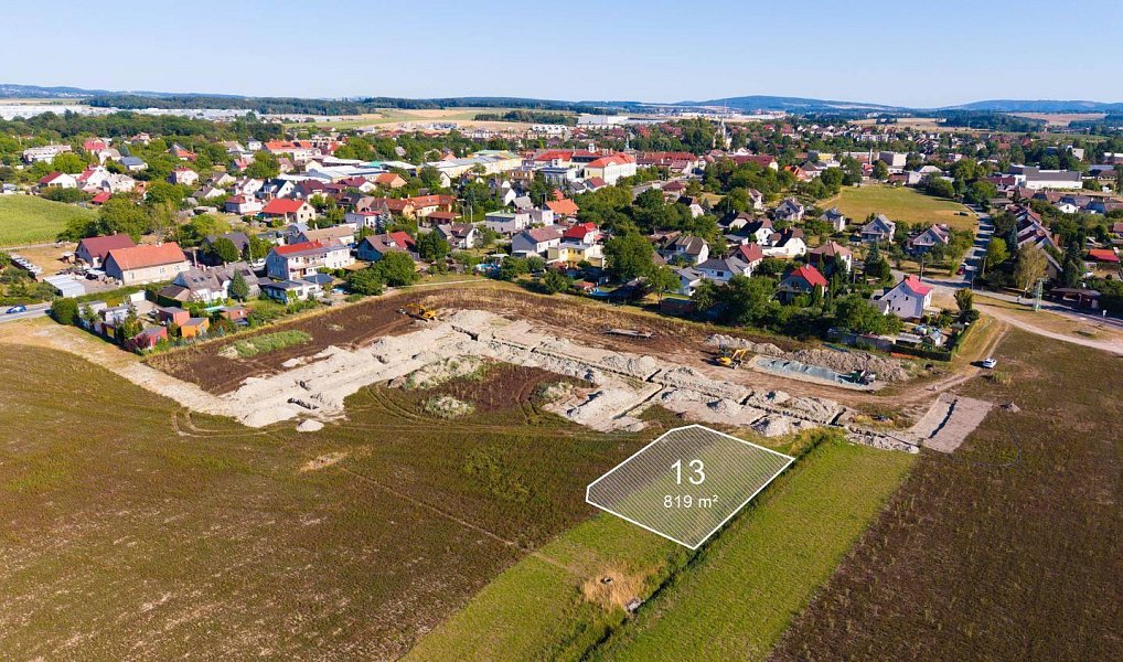 Prodej stavebního pozemku 819 m², Solnice – náhled fotky 2