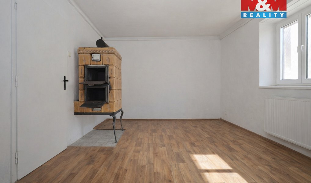 Prodej domu 250 m² s pozemkem 978 m², Stáj – náhled fotky 13