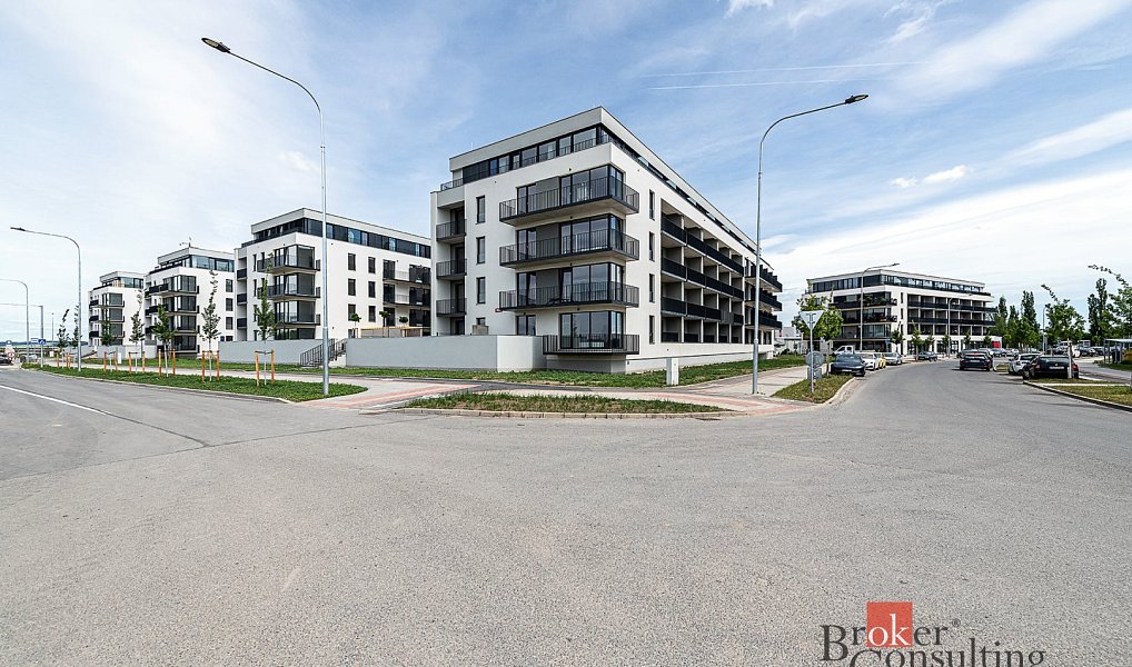 Prodej bytu 1+kk 36 m², Plzeň – náhled fotky 30