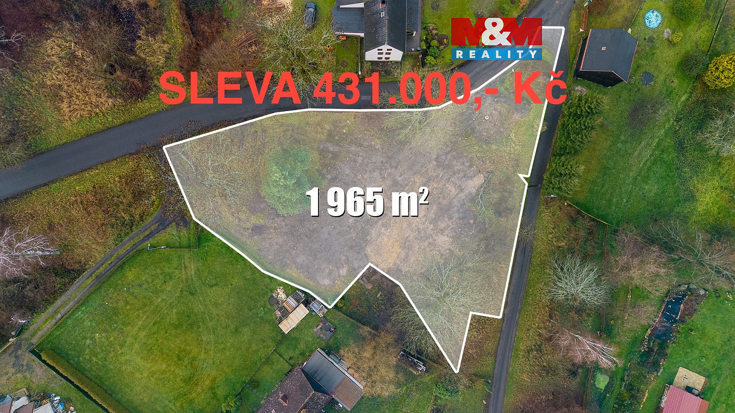 Prodej stavebního pozemku 1 965 m²