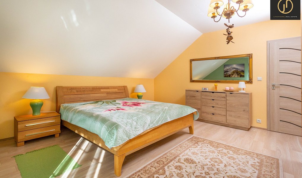 Prodej domu 350 m² s pozemkem 1 037 m², Karlovy Vary – náhled fotky 16