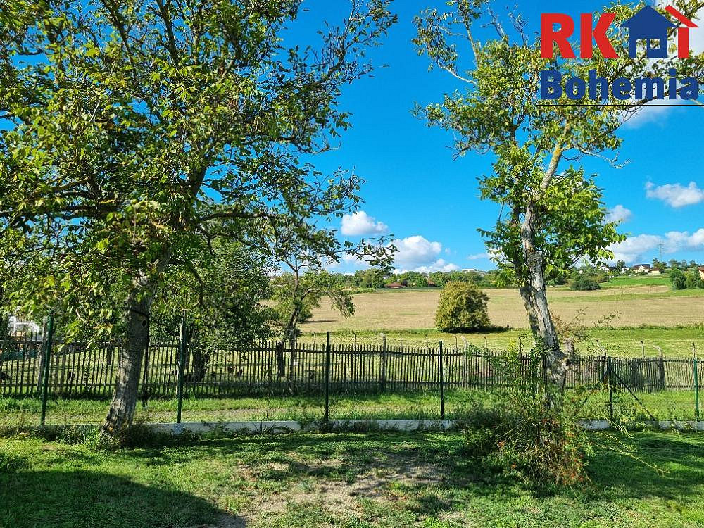 Prodej stavebního pozemku 1 369 m² – fotografie 5