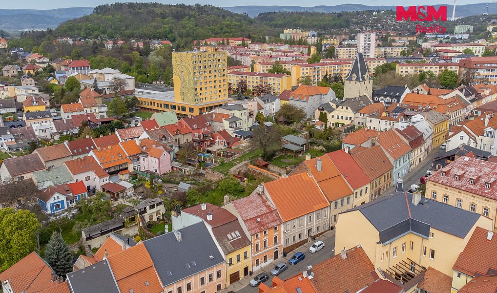 Prodej domu 260 m² s pozemkem 266 m², Kadaň – náhled fotky 14