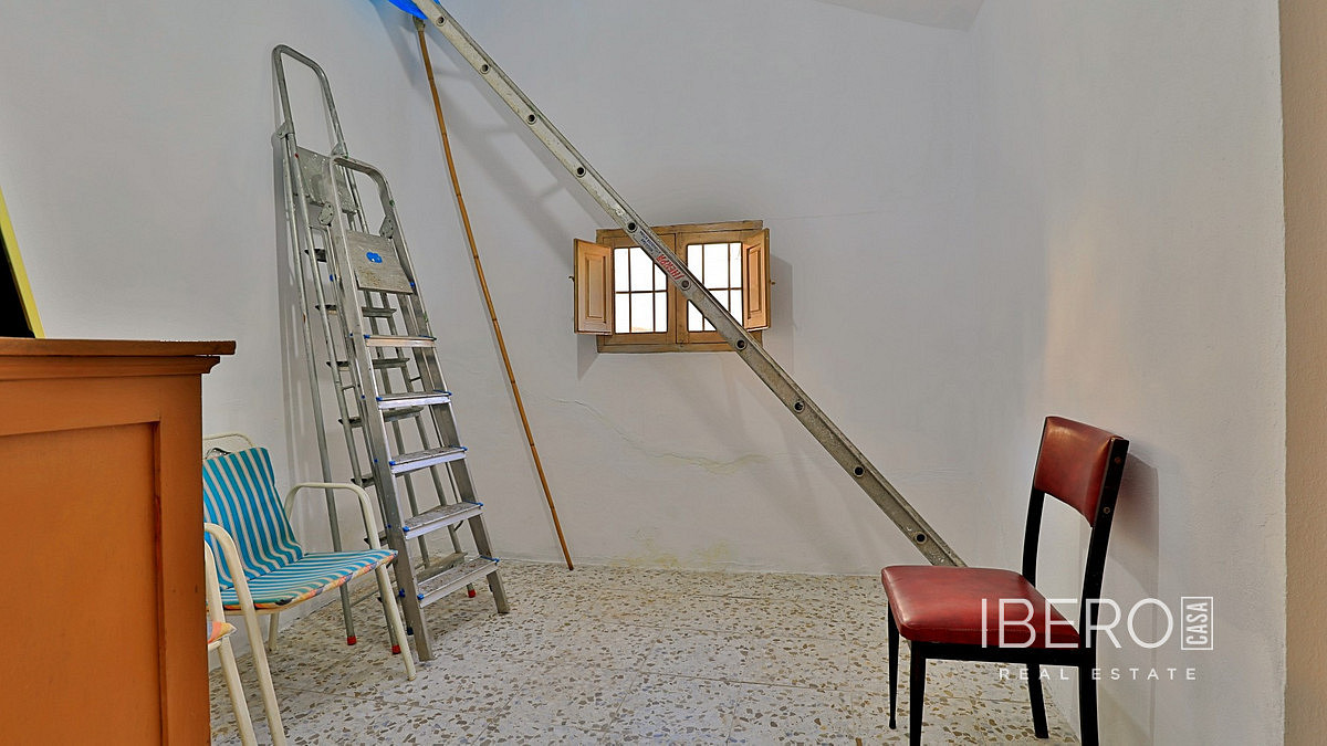 Prodej domu 145 m² s pozemkem 4 588 m² — photo 4