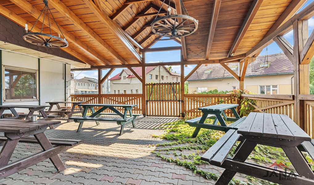 Prodej restaurace 300 m², Příšovice – náhled fotky 5