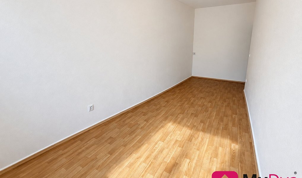 Pronájem bytu 2+1 75 m², Znojmo – náhled fotky 6