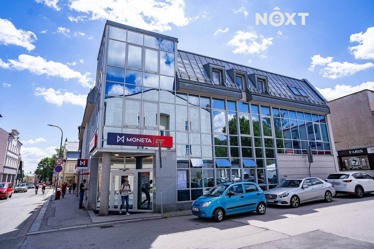 Prodej obchodních prostor 905 m² – fotografie 2