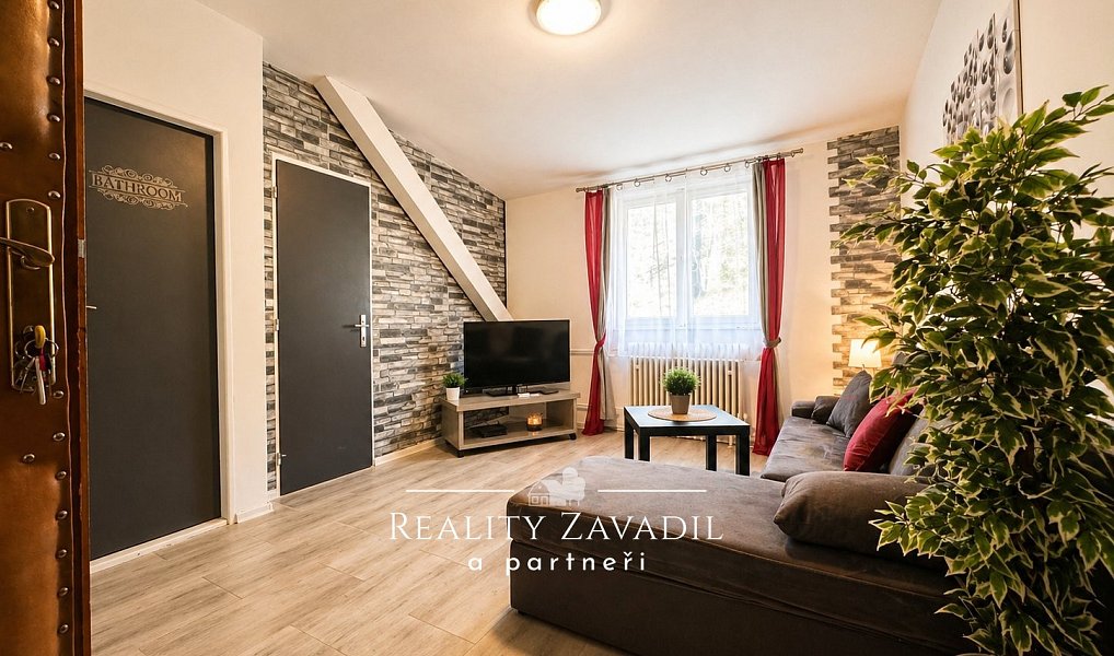 Prodej ubytovacího objektu 561 m², Vrbno pod Pradědem – náhled fotky 3