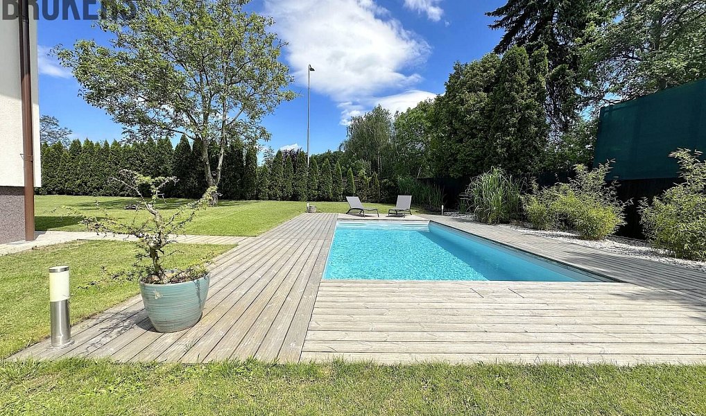 Prodej domu 230 m² s pozemkem 1 080 m², Mukařov – náhled fotky 2