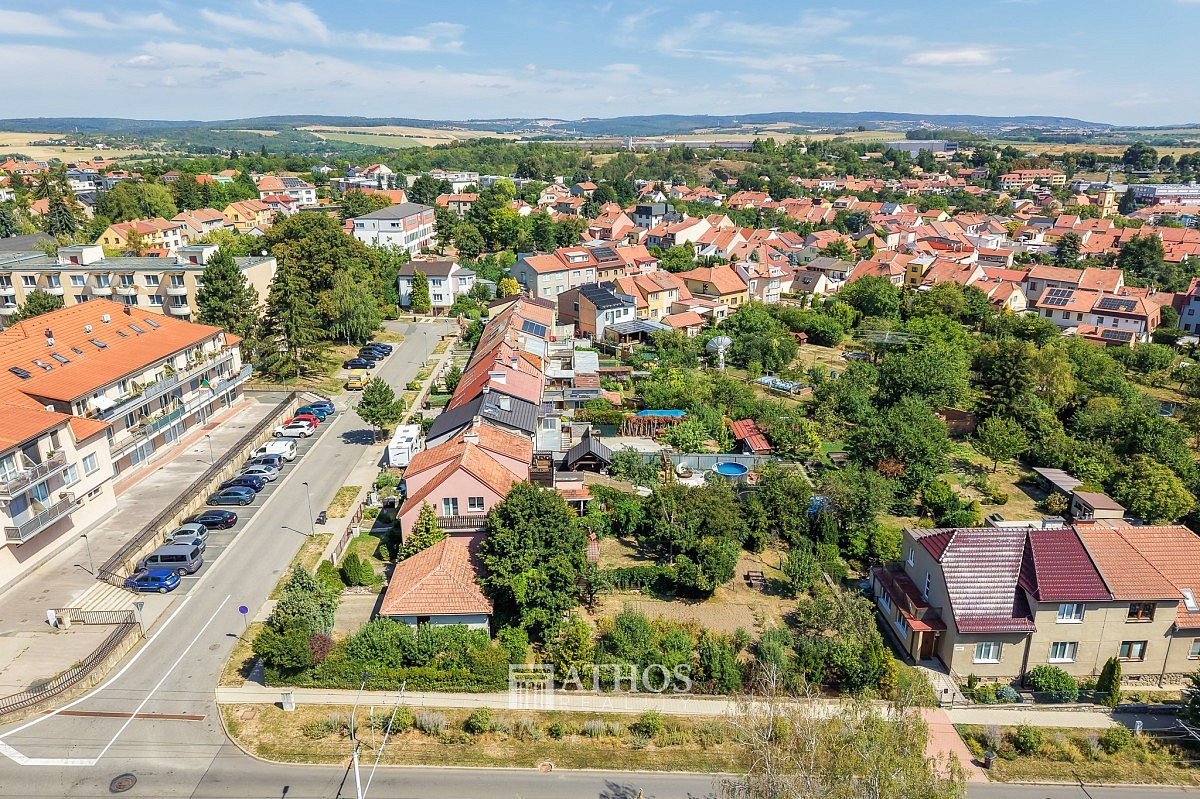 Prodej stavebního pozemku 426 m² – fotografie 4