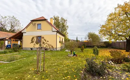 Prodej domu 110 m² s pozemkem 1 553 m², Kvášňovice, okres Klatovy