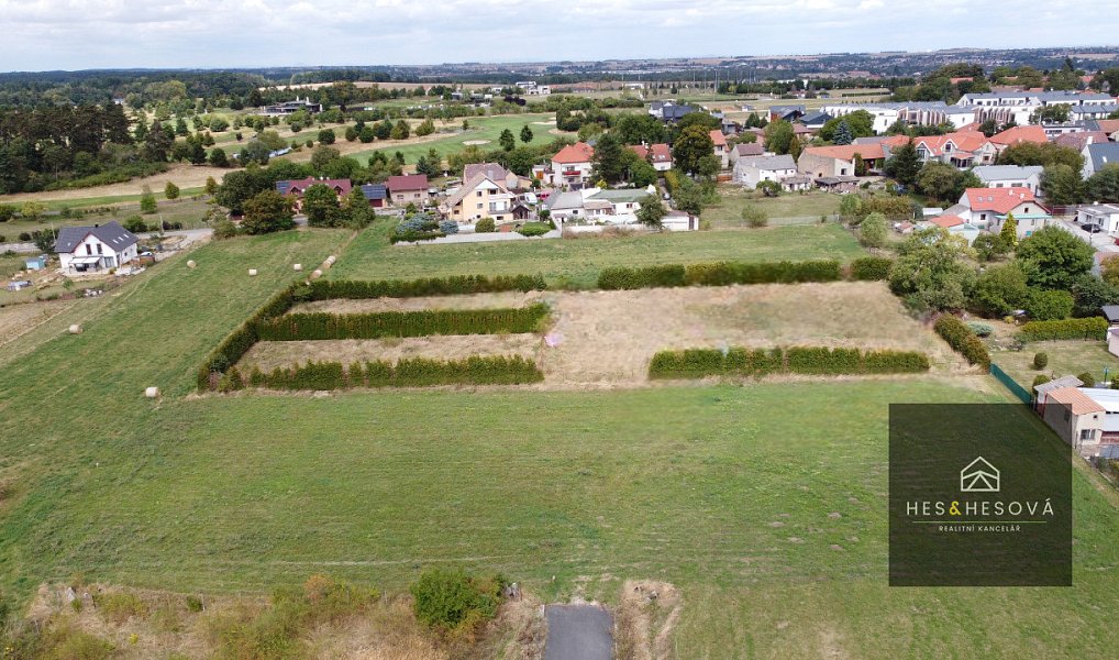 Prodej stavebního pozemku 854 m², Vysoký Újezd – náhled fotky 4