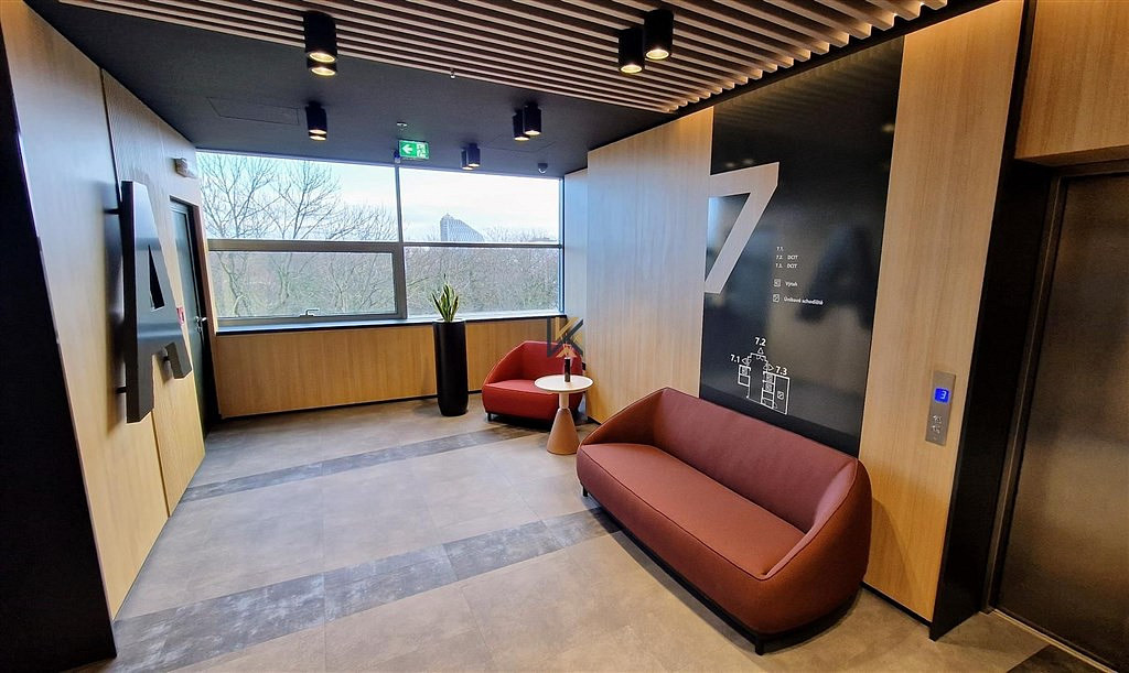 Pronájem kanceláře 505 m² — photo 5
