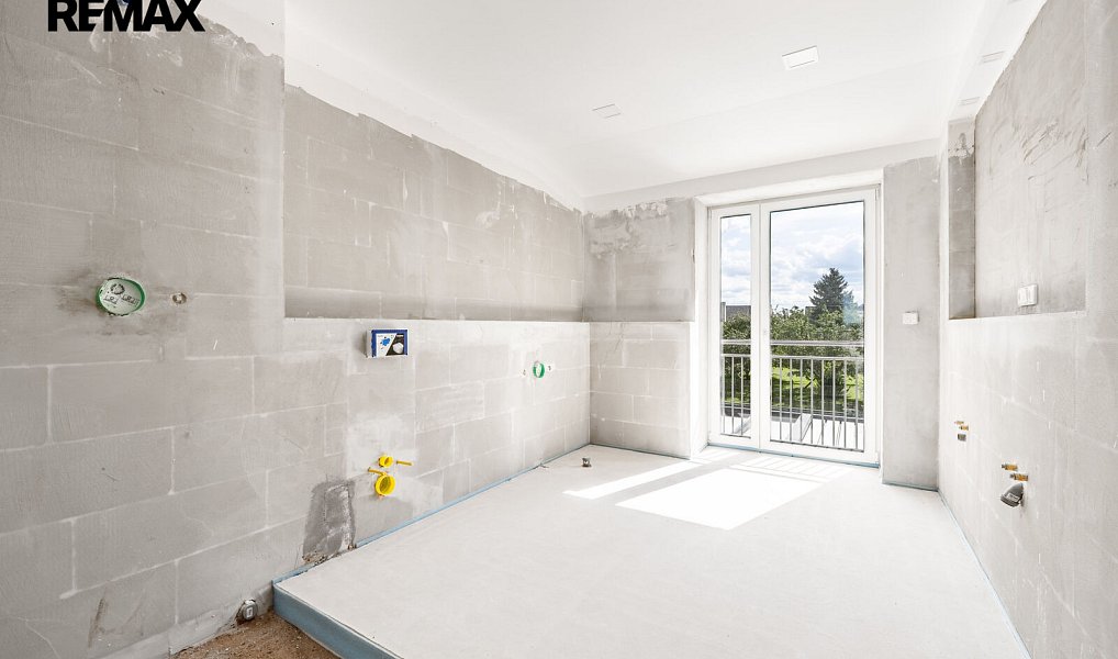 Prodej domu 329 m² s pozemkem 1 034 m², Sluhy – náhled fotky 7