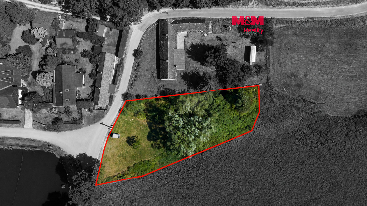 Prodej stavebního pozemku 1 609 m²