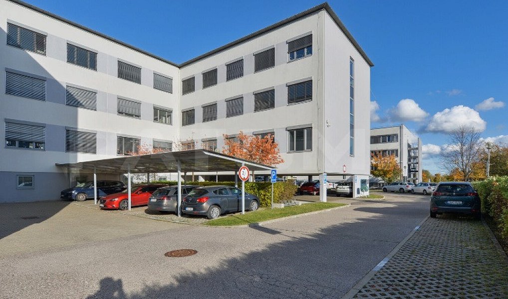 Pronájem kanceláře 251 m², Praha – náhled fotky 2