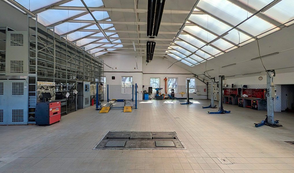 Prodej obchodních prostor 1 500 m², Teplice – náhled fotky 25