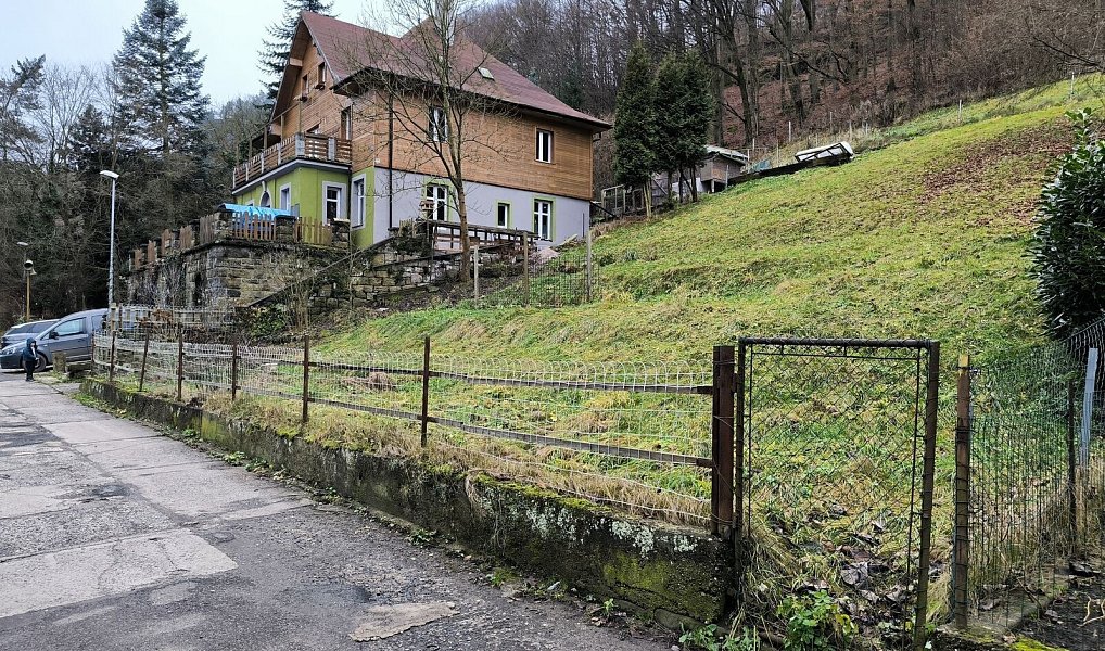 Prodej stavebního pozemku 1 057 m², Děčín – náhled fotky 5